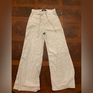 NWT Hudson Jeans, light grayish/blue